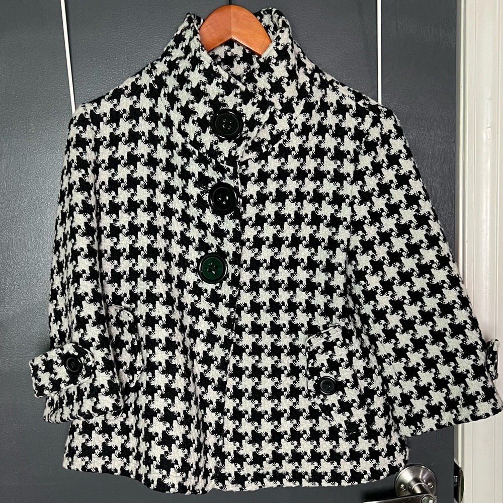 Derhy Ladylike Houndstooth Cropped Coat black and white Parisian